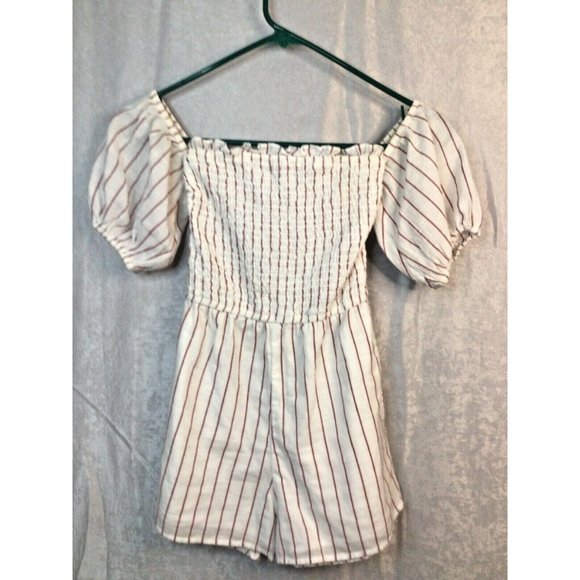 Abercrombie & Fitch White w/red Stripe Romper Trendy Elastic top Size XXSP - Picture 2 of 7